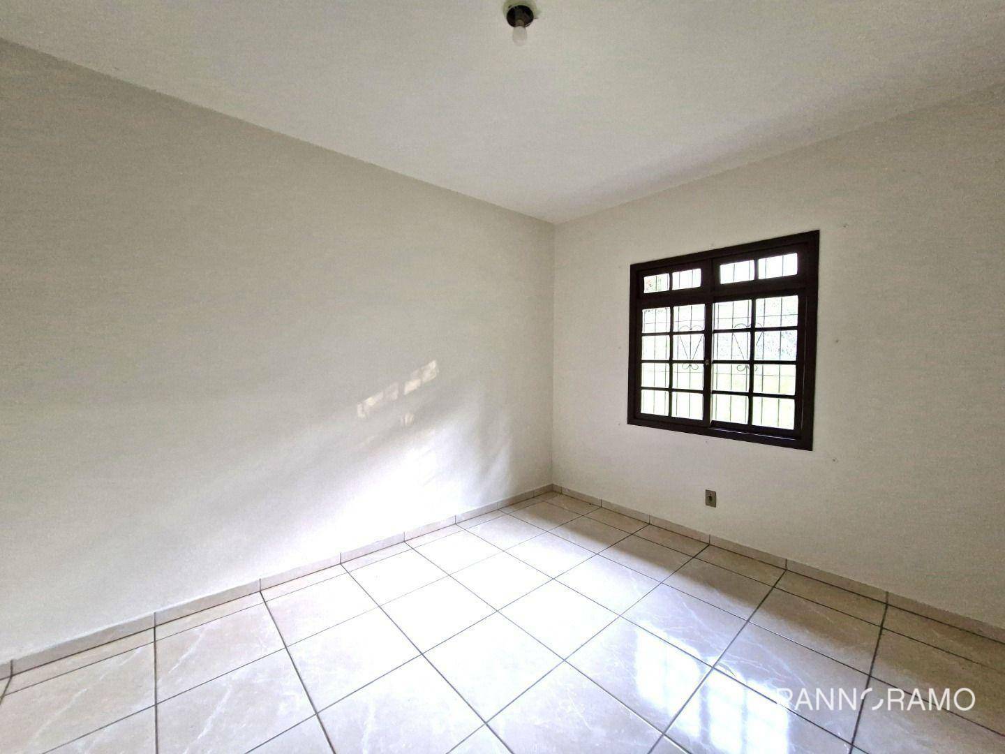 Casa para alugar com 3 quartos, 108m² - Foto 17