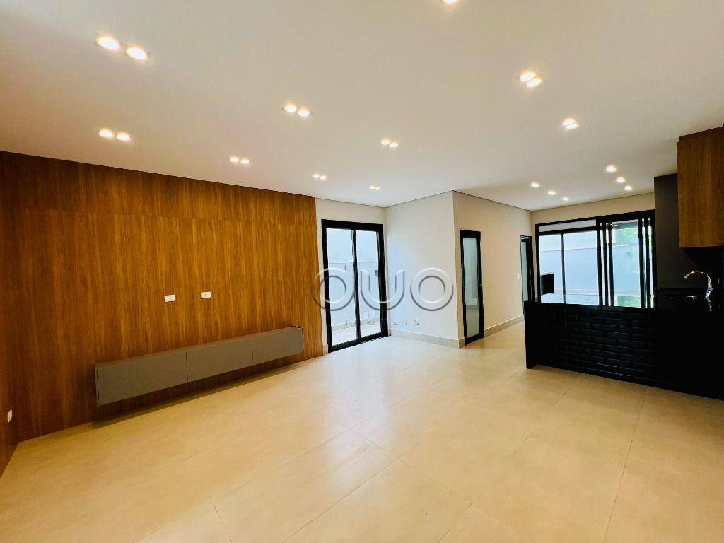 Casa de Condomínio à venda com 3 quartos, 228m² - Foto 1