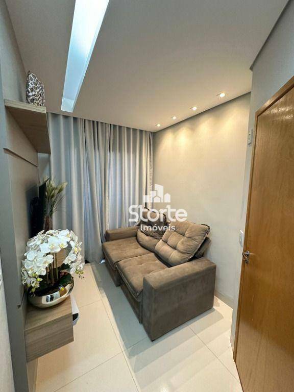 Apartamento à venda com 2 quartos, 47m² - Foto 3