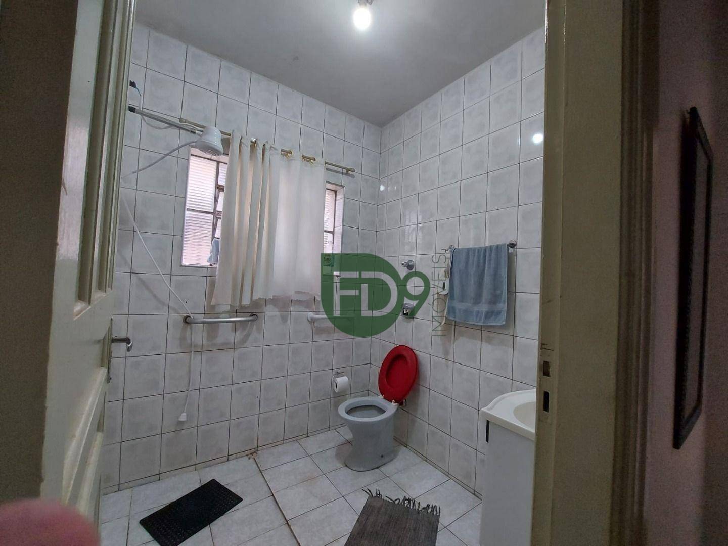 Casa à venda com 3 quartos, 164m² - Foto 11