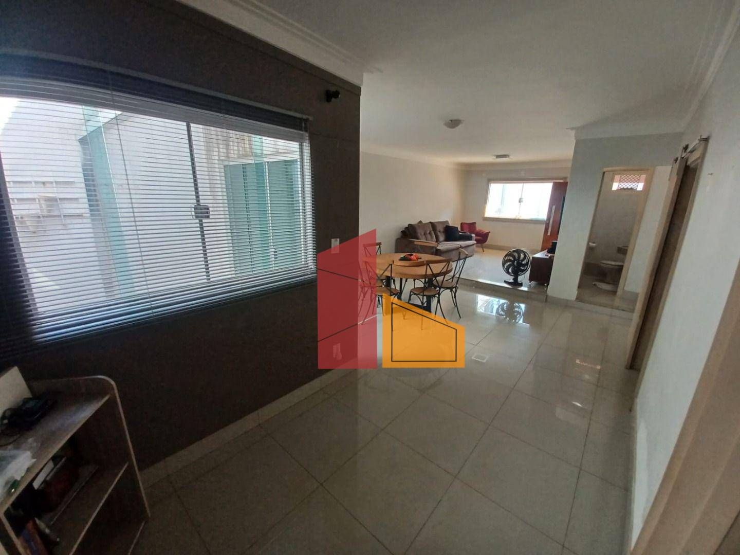 Casa à venda com 3 quartos, 183m² - Foto 18