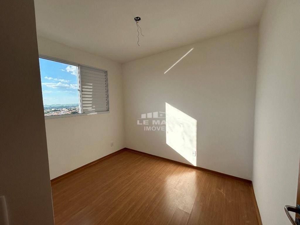 Apartamento à venda com 2 quartos, 68m² - Foto 15