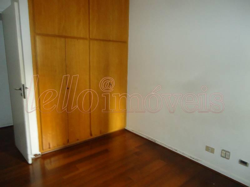 Apartamento para alugar com 3 quartos, 160m² - Foto 18