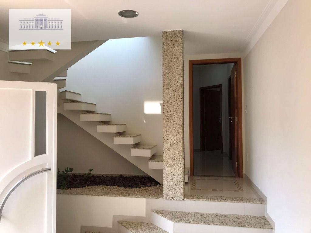 Casa à venda com 3 quartos, 351m² - Foto 17