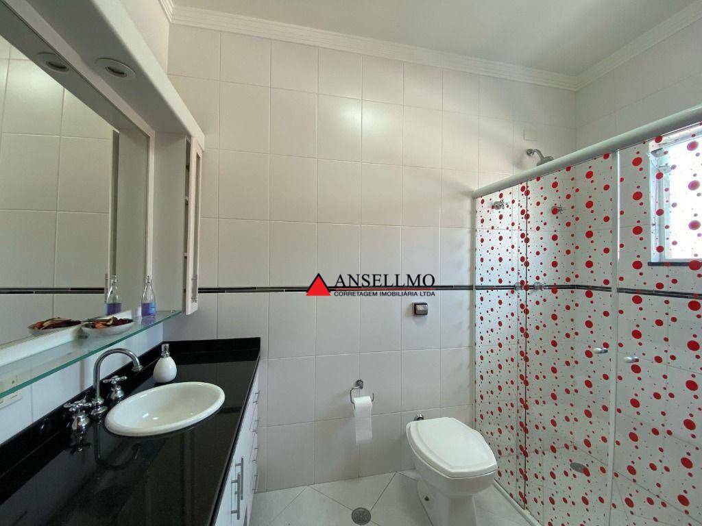 Sobrado à venda com 3 quartos, 297m² - Foto 34