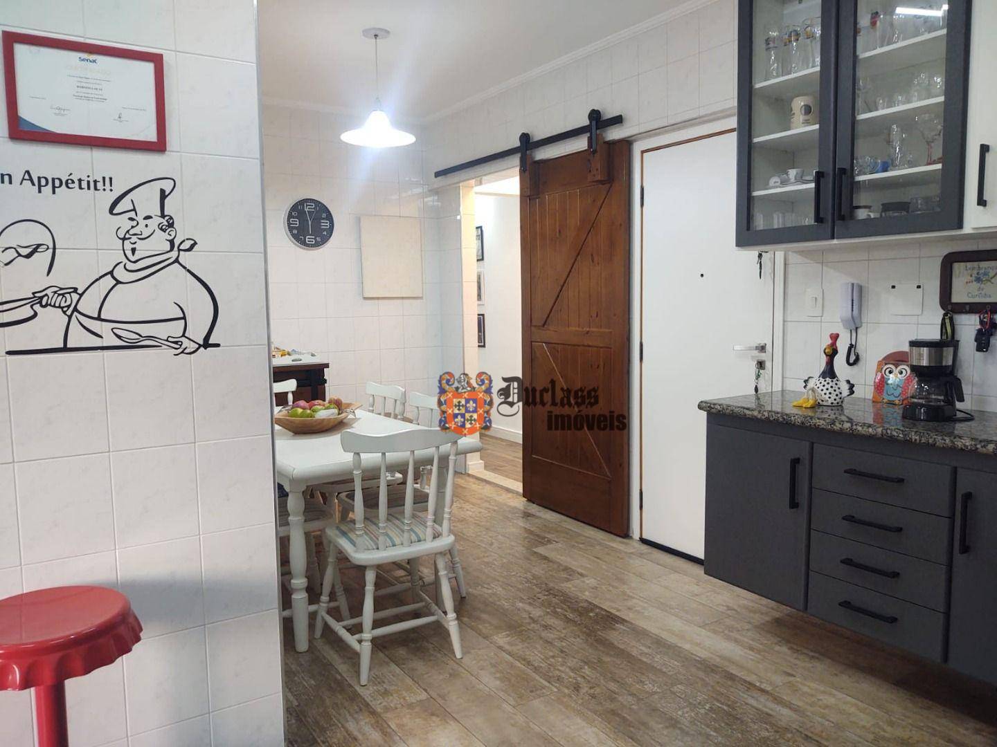 Apartamento à venda com 3 quartos, 137m² - Foto 10