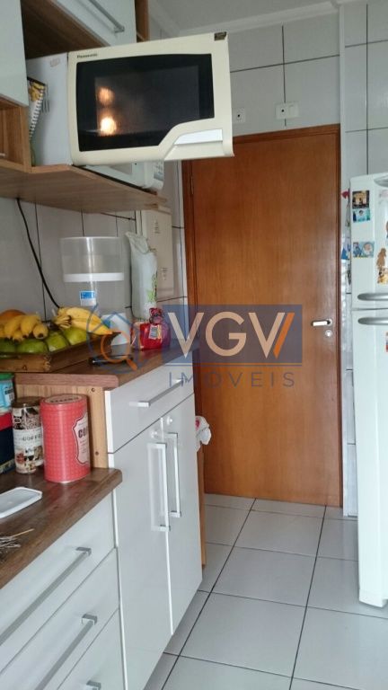 Apartamento à venda com 2 quartos, 92m² - Foto 8