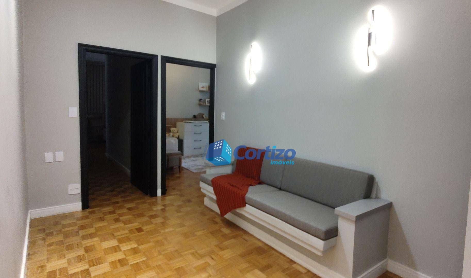 Chácara à venda com 8 quartos, 1061m² - Foto 17