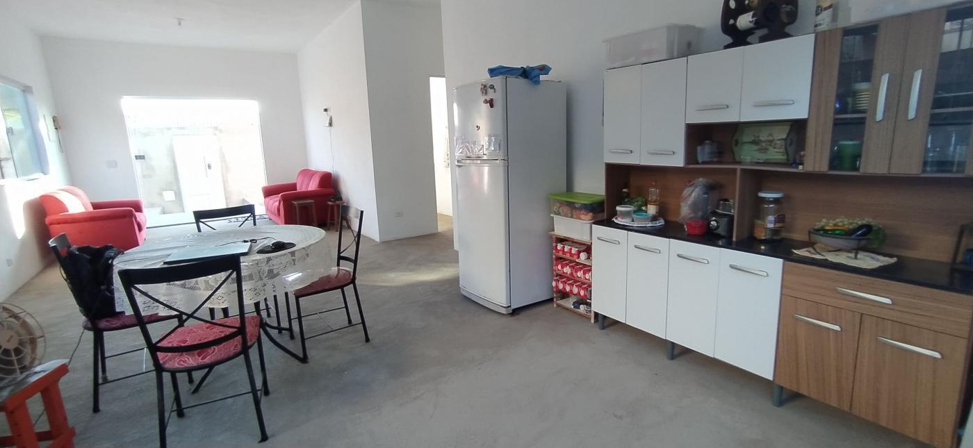 Casa à venda com 3 quartos, 250m² - Foto 17