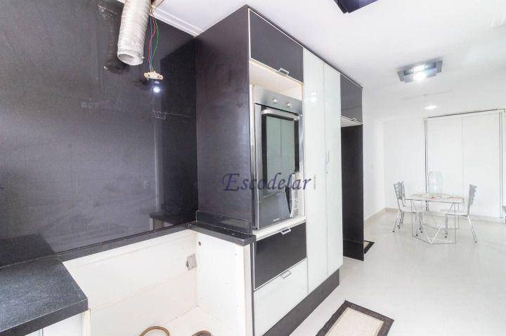 Apartamento à venda com 3 quartos, 180m² - Foto 15