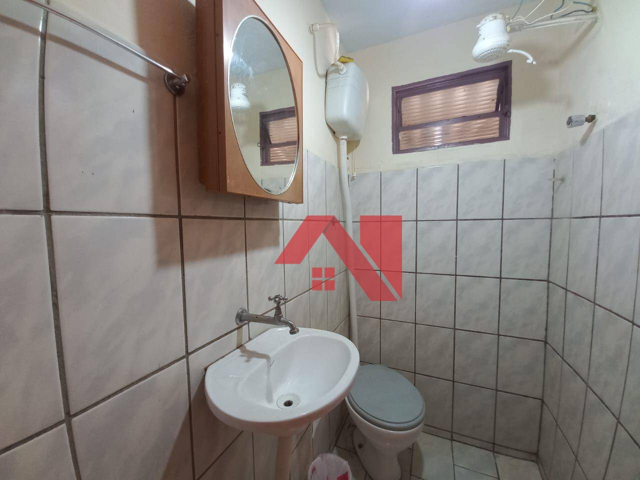 Casa para alugar com 1 quarto, 50m² - Foto 11