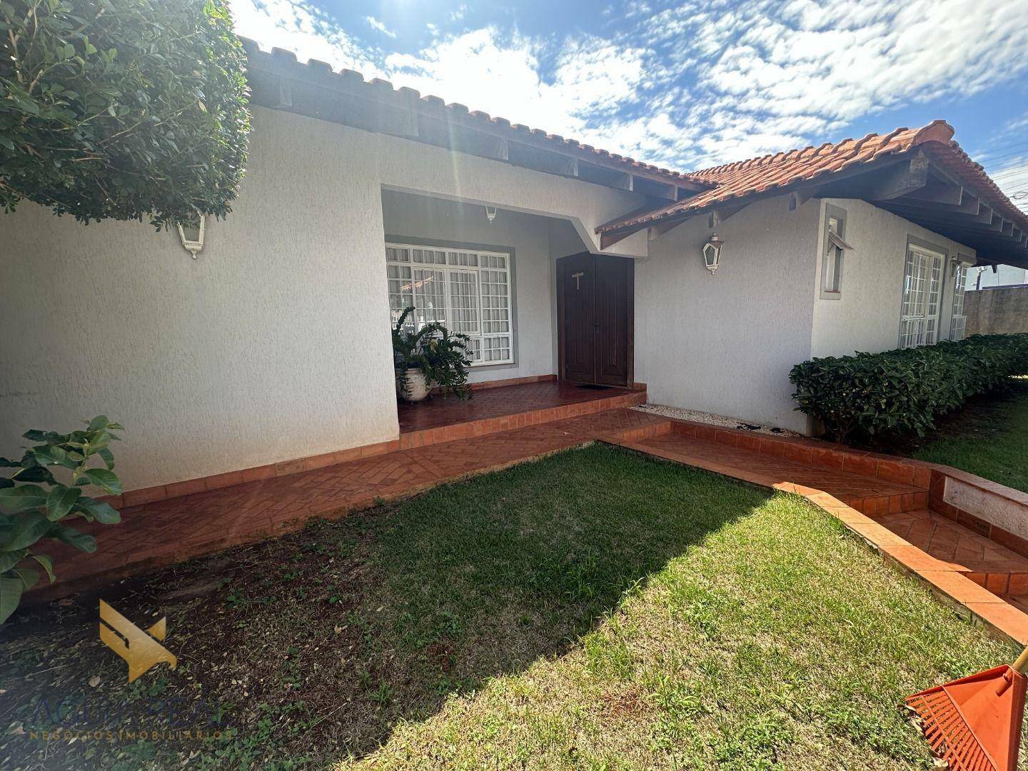 Casa à venda e aluguel com 4 quartos, 361m² - Foto 5