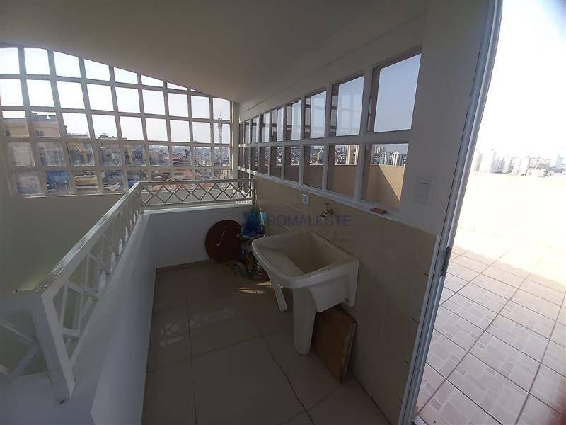 Sobrado à venda com 4 quartos, 225m² - Foto 15