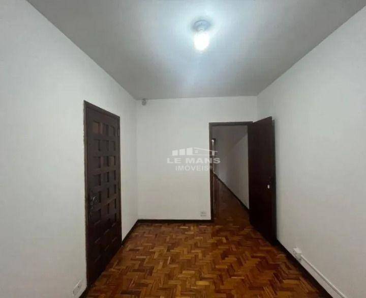 Casa para alugar com 3 quartos, 210m² - Foto 7