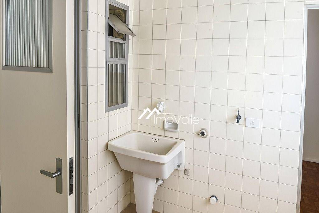 Apartamento à venda com 2 quartos, 115m² - Foto 9