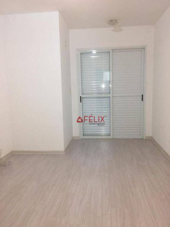 Apartamento à venda com 4 quartos, 200m² - Foto 23