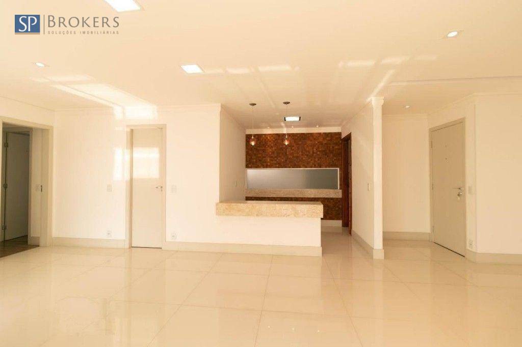 Apartamento à venda com 3 quartos, 137m² - Foto 6