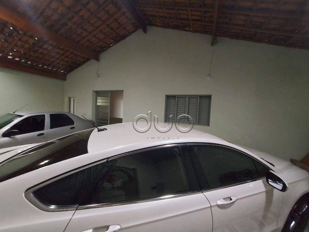 Casa à venda com 3 quartos, 162m² - Foto 2