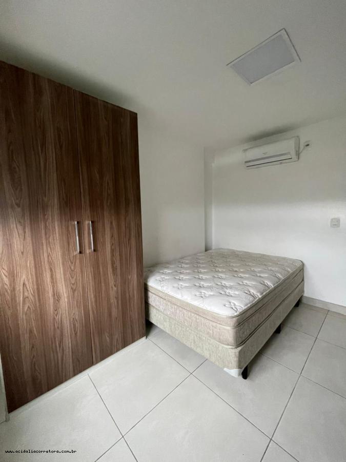 Apartamento para alugar com 1 quarto, 52m² - Foto 24