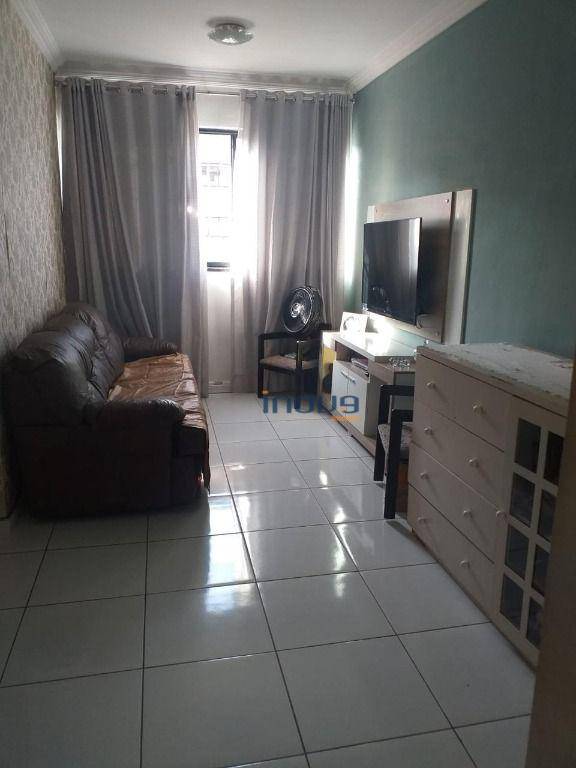 Apartamento à venda com 3 quartos, 61m² - Foto 4