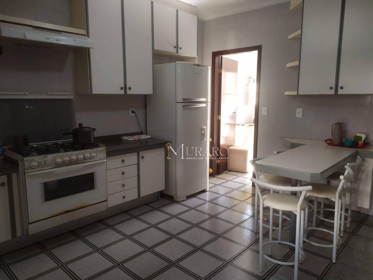 Casa à venda com 3 quartos, 290m² - Foto 16