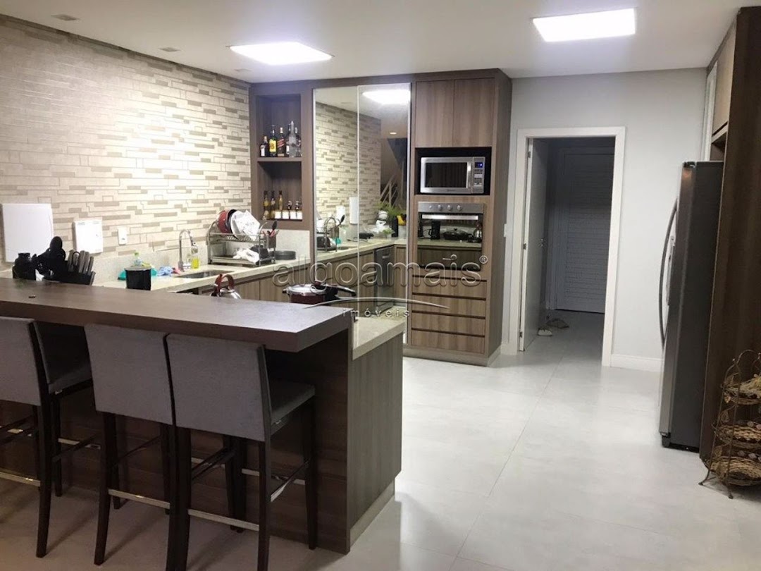 Casa de Condomínio à venda com 4 quartos, 350m² - Foto 11