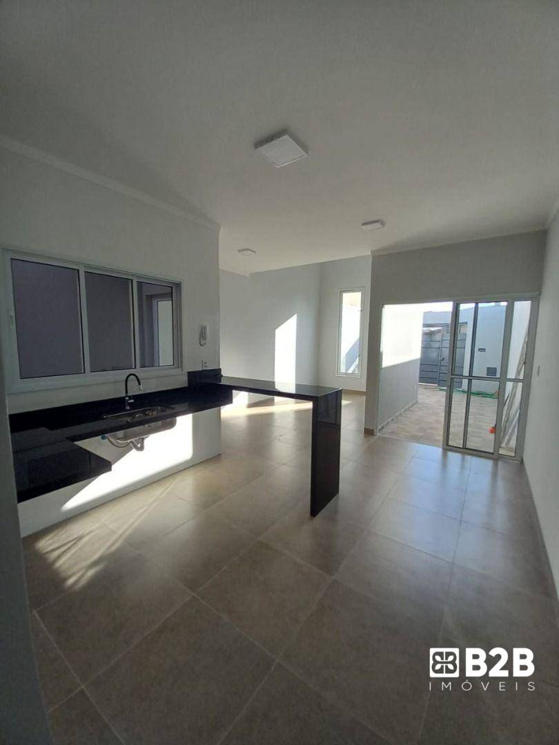 Casa à venda com 2 quartos - Foto 1