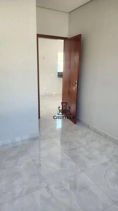 Casa à venda com 3 quartos, 70m² - Foto 13