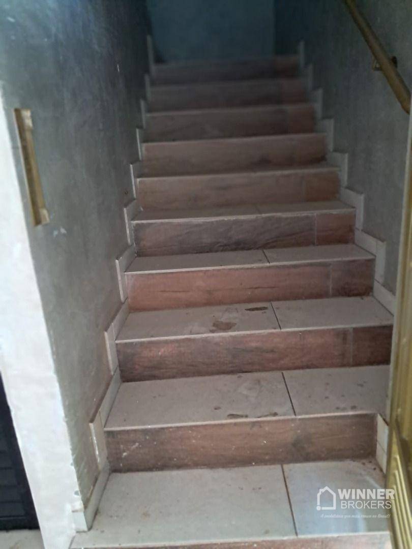 Sobrado à venda com 2 quartos, 283m² - Foto 4