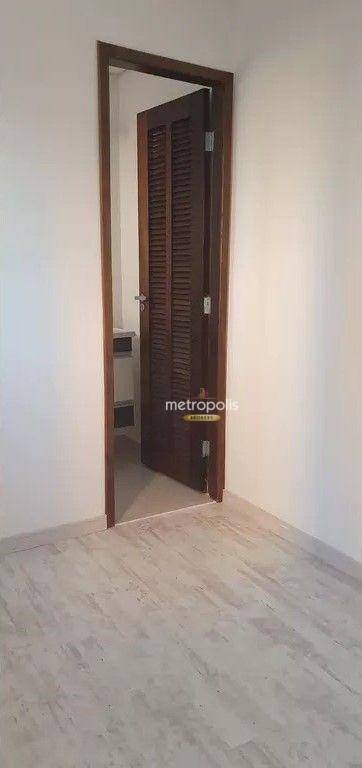 Sobrado à venda com 7 quartos, 320m² - Foto 43