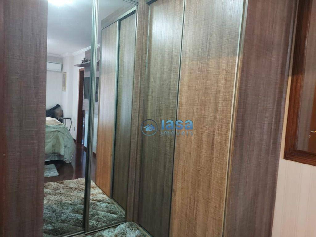 Apartamento à venda com 4 quartos, 160m² - Foto 29