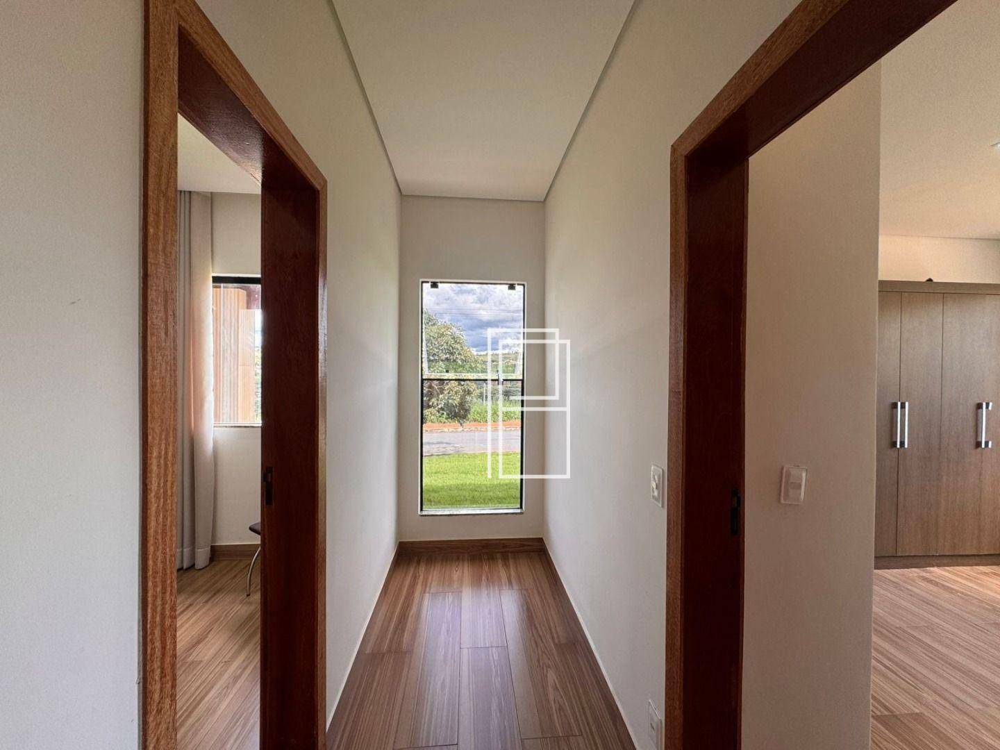 Casa à venda com 4 quartos, 265m² - Foto 16