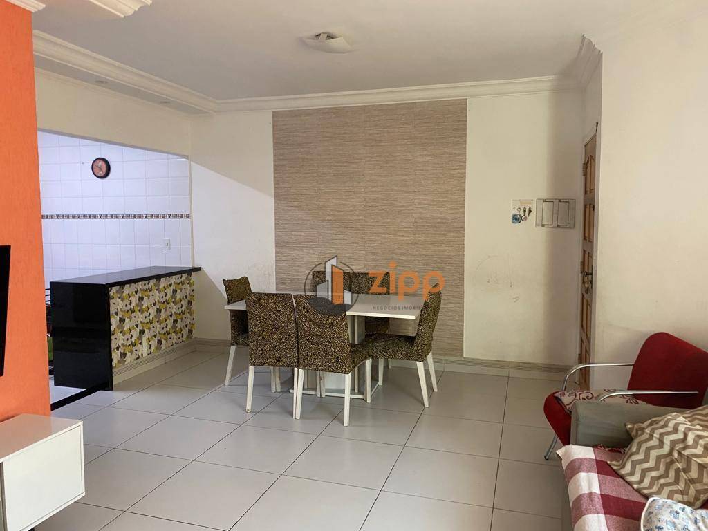 Sobrado à venda com 3 quartos, 84m² - Foto 2