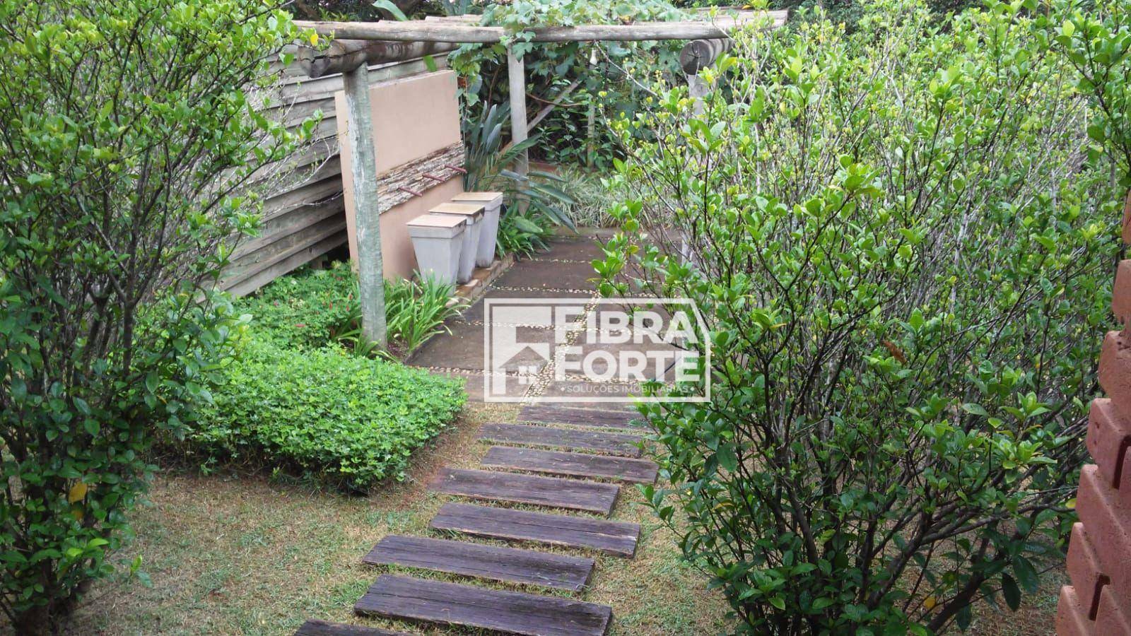 Chácara à venda com 2 quartos, 220m² - Foto 6