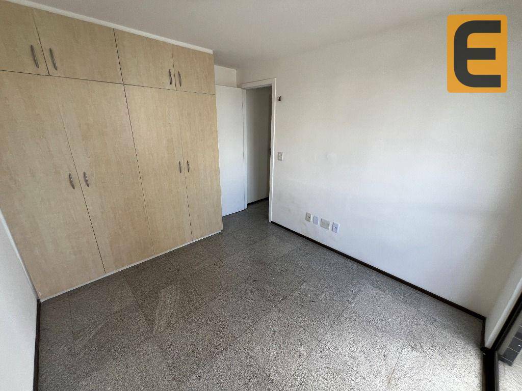 Apartamento à venda com 3 quartos, 118m² - Foto 15