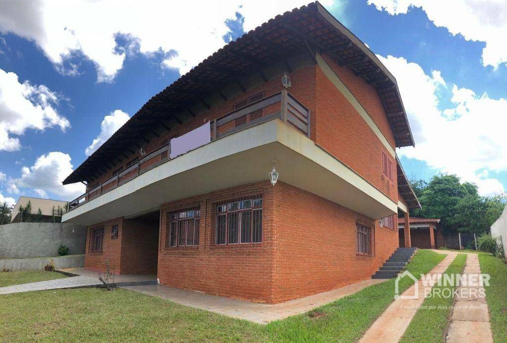 Sobrado à venda com 6 quartos, 463m² - Foto 1