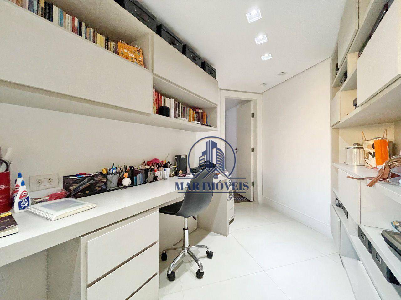 Apartamento à venda com 3 quartos, 175m² - Foto 10