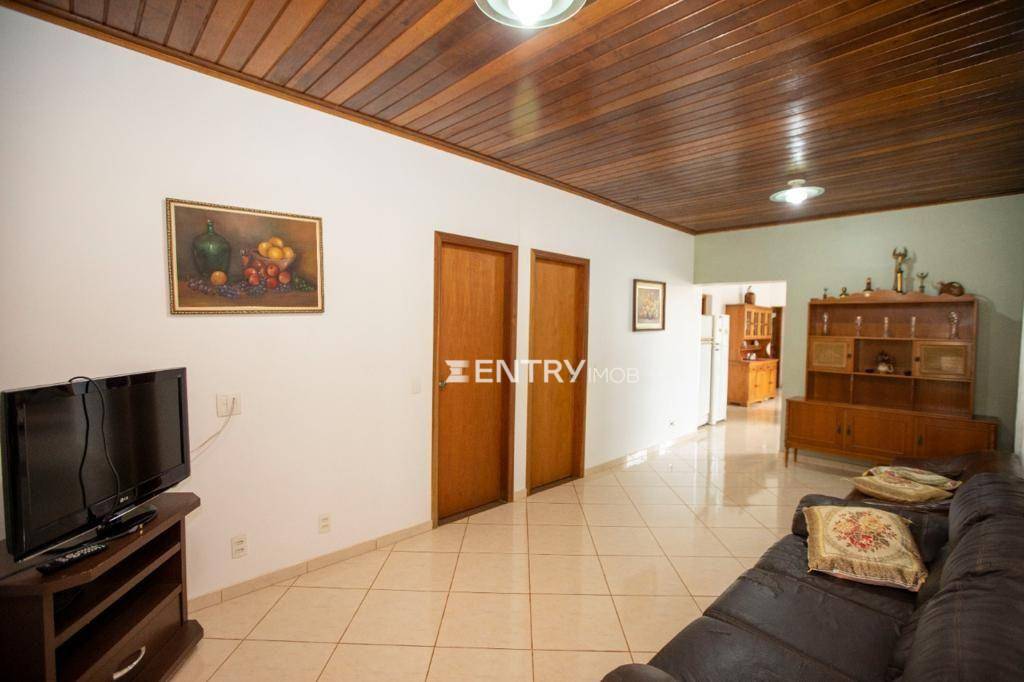 Casa de Condomínio à venda com 4 quartos, 265m² - Foto 24