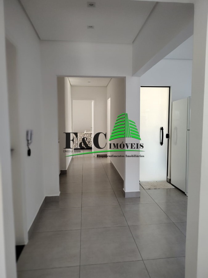 Casa à venda com 2 quartos, 275m² - Foto 4