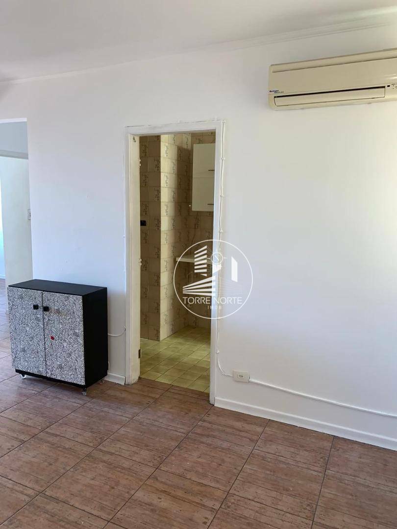 Apartamento à venda com 2 quartos, 63m² - Foto 1