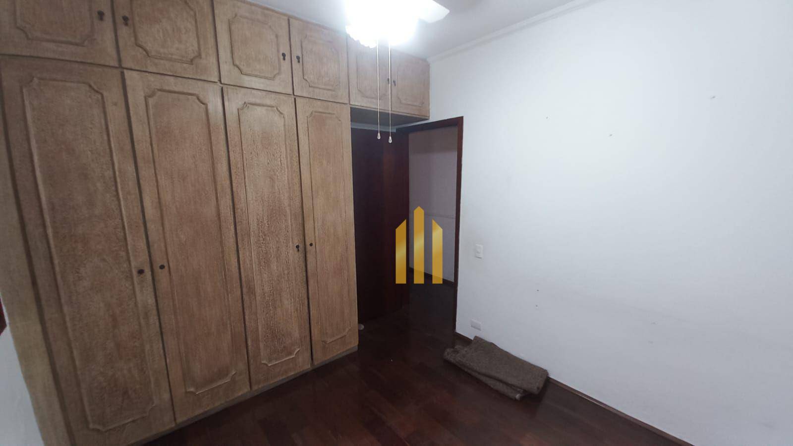 Casa à venda e aluguel com 3 quartos, 280m² - Foto 20