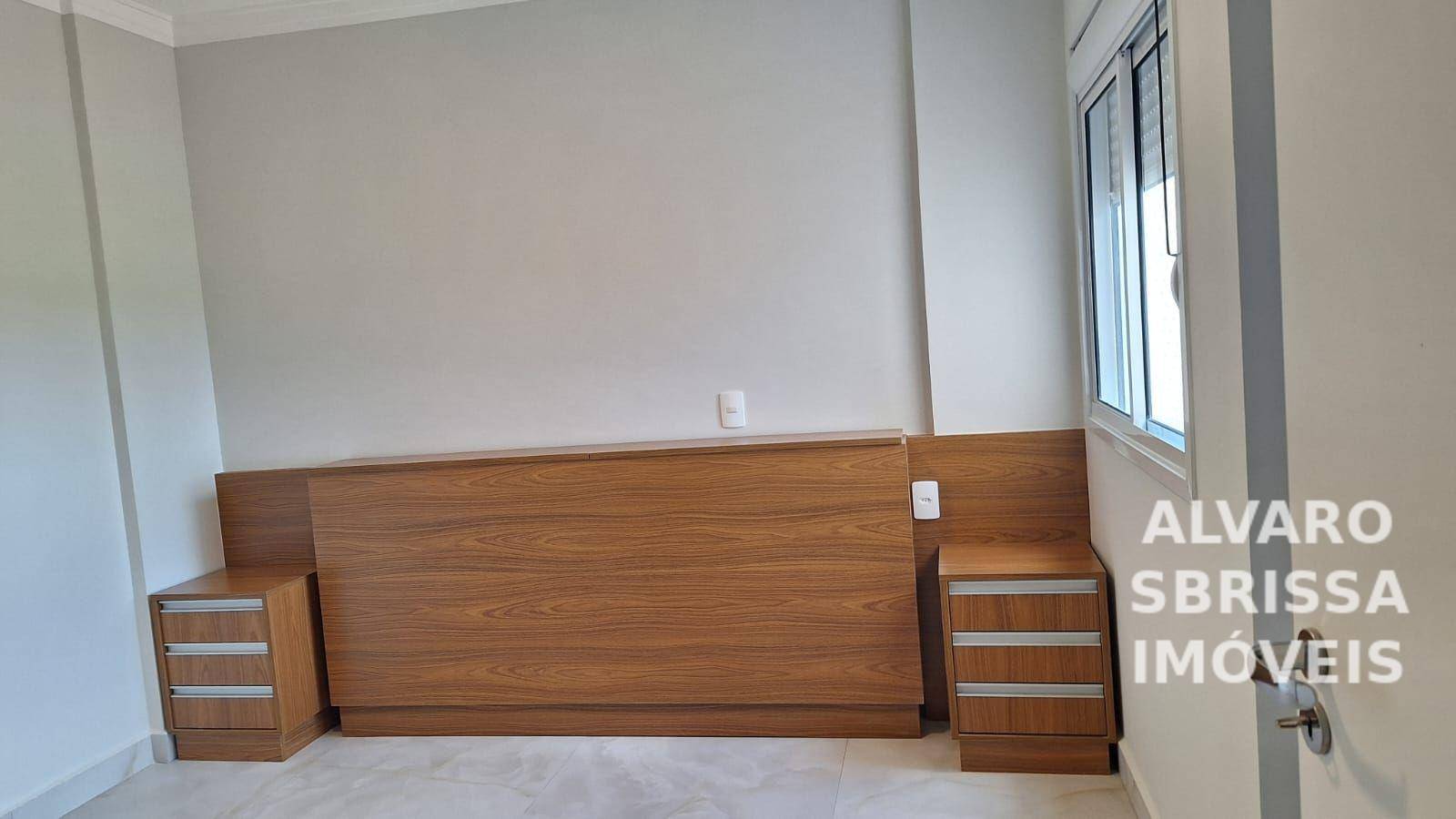 Apartamento para alugar com 2 quartos, 110m² - Foto 17