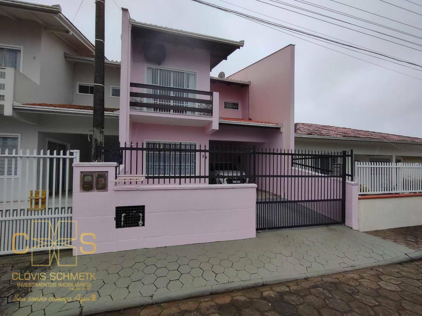 Sobrado à venda com 3 quartos, 132m² - Foto 1