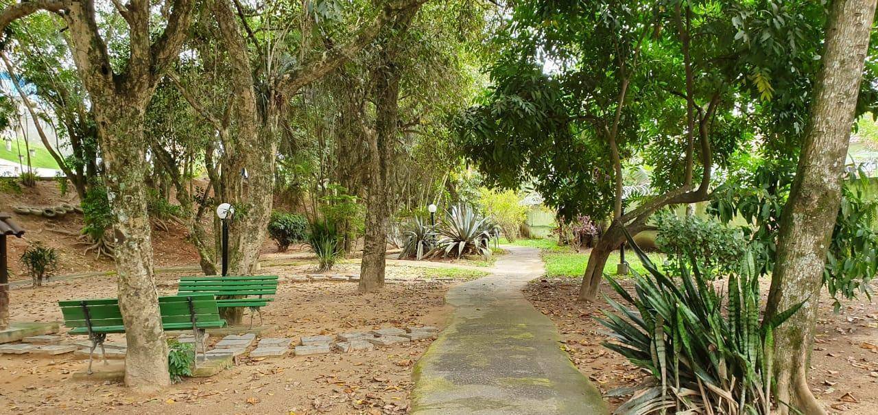 Casa de Condomínio à venda com 4 quartos, 250m² - Foto 44