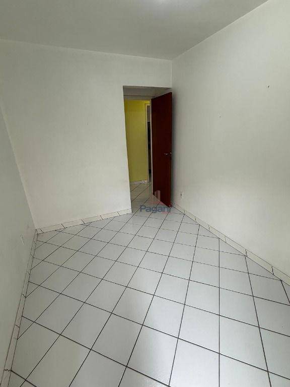 Apartamento à venda com 3 quartos, 81m² - Foto 23