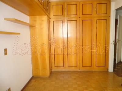 Apartamento para alugar com 3 quartos, 150m² - Foto 10