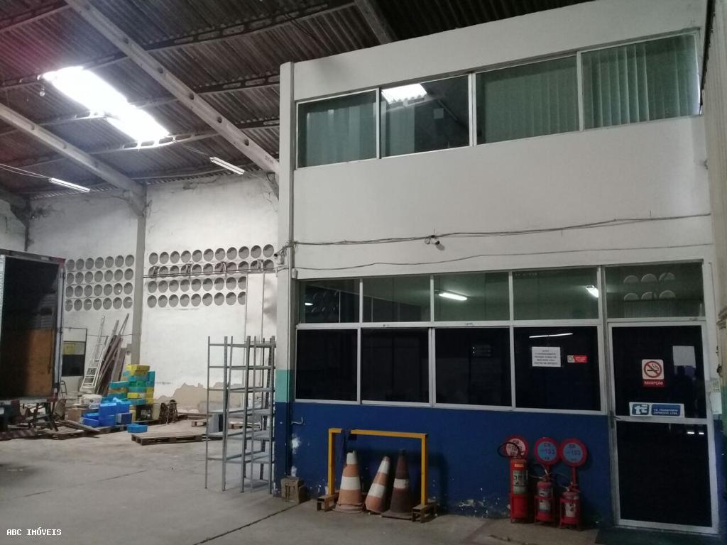 Depósito-Galpão-Armazém para alugar com 1 quarto, 700m² - Foto 21