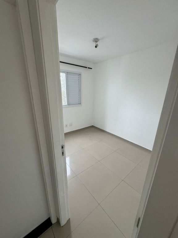 Apartamento à venda com 2 quartos, 45m² - Foto 9