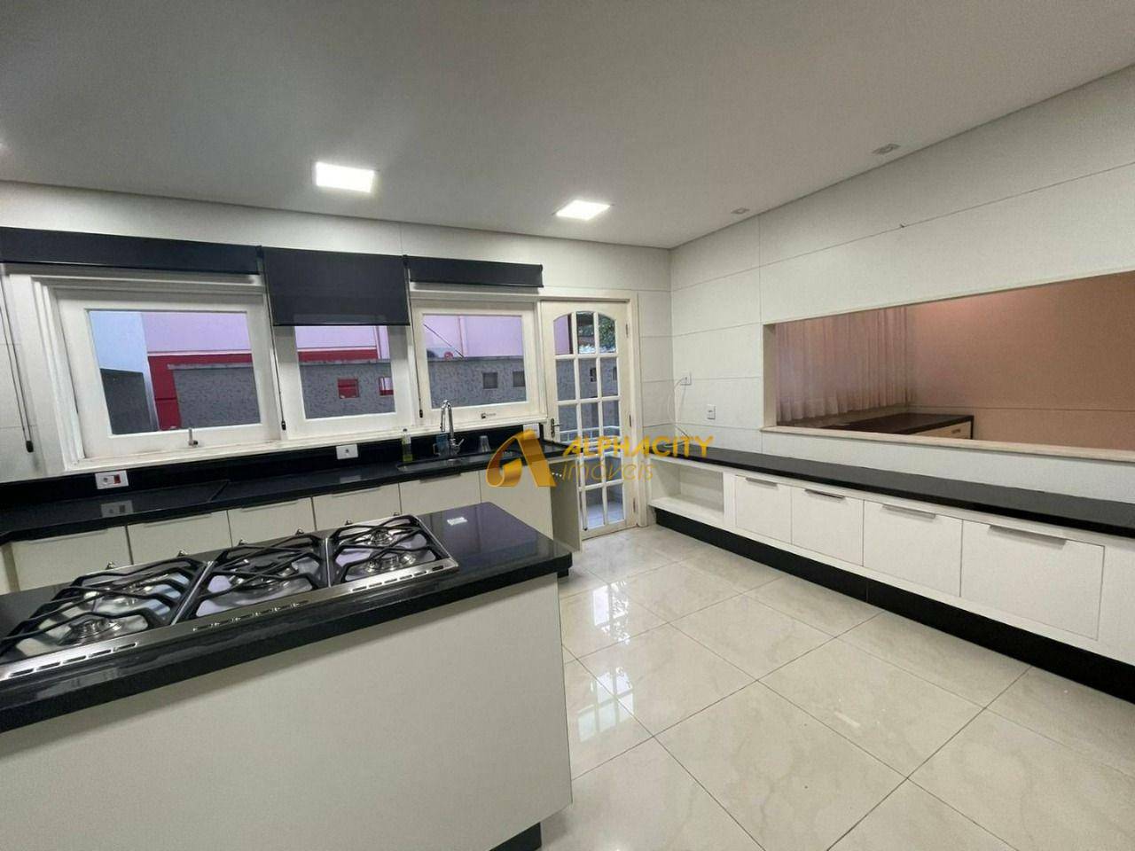 Casa de Condomínio à venda com 5 quartos, 630m² - Foto 8