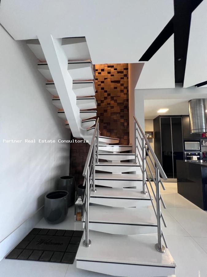 Cobertura à venda com 3 quartos, 243m² - Foto 22